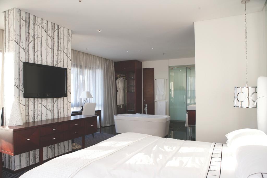 DAVINCI Hotel on Nelson Mandela Square Johannesburg Esterno foto