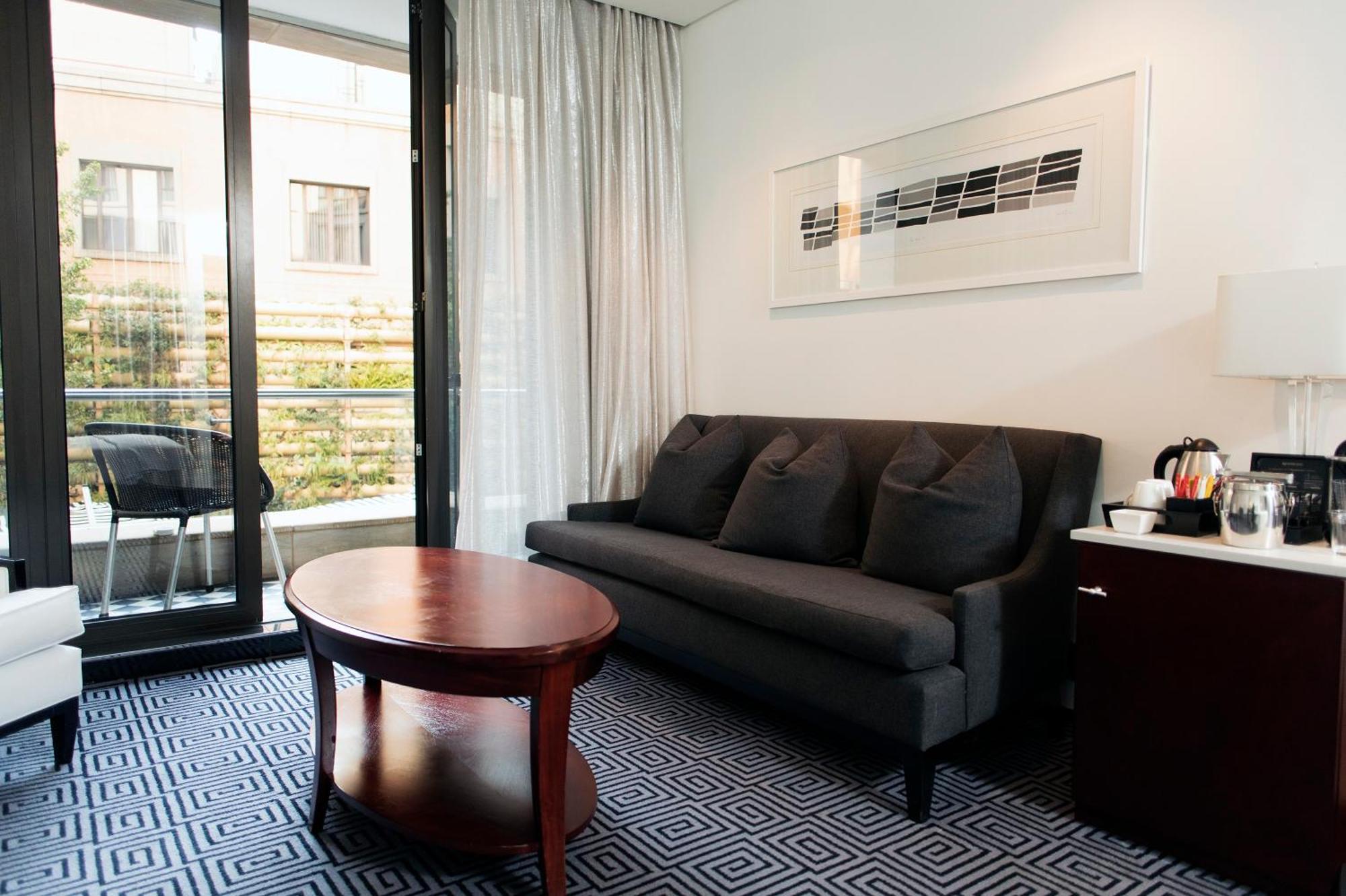 DAVINCI Hotel on Nelson Mandela Square Johannesburg Esterno foto